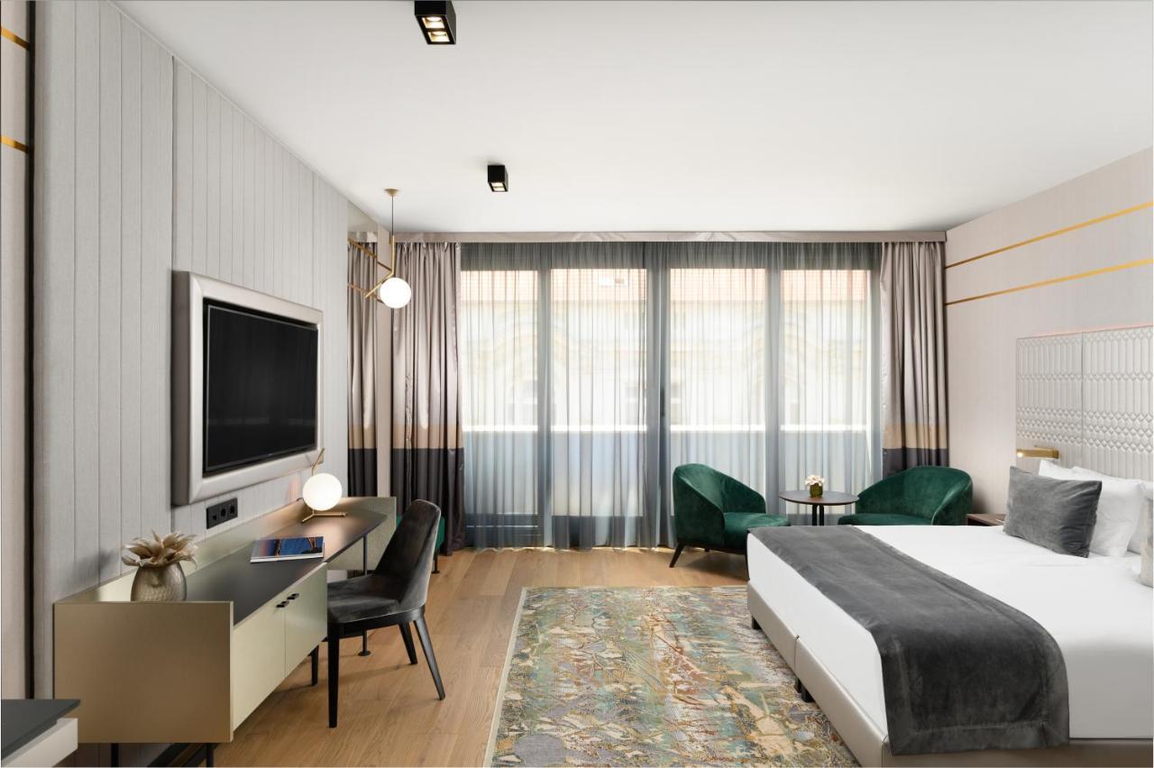Hotel de apartamente Emerald Downtown Luxury By Continental Group