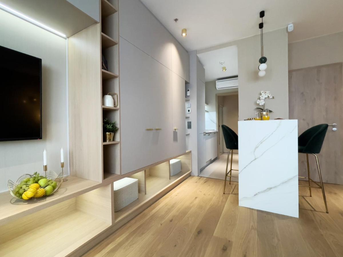 Emerald Downtown Luxury By Continental Group Hotel de apartamente